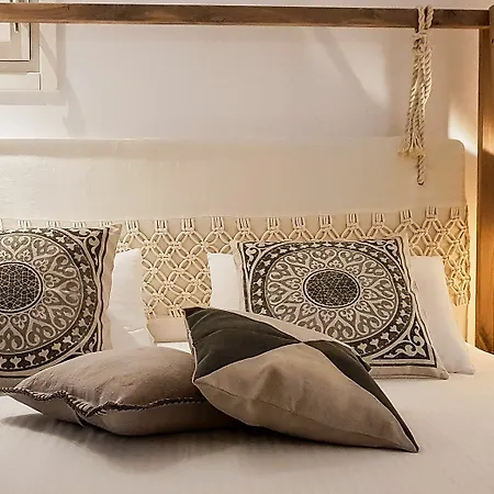 Gaia Villa *